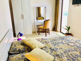 Отель Holiday House Green Cape Batumi Мцване-Концхи Небольшой двухместный номер с 1 кроватью-11